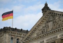 В ФРГ игнорируют рост зависимости от Китая, сообщает СМИ