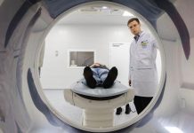 «Железный» аргумент: Медицина — под санкциями, потому УЗИ и томографы в дефиците