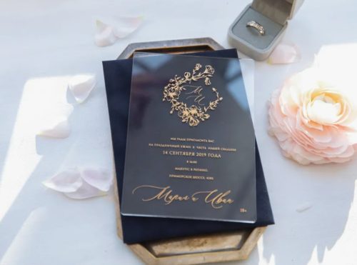 Дизайн и печать пригласительных на мероприятие: от идеи до безупречного воплощения