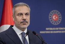 Фидан обсудил атаки в Черном море с Москвой и Киевом