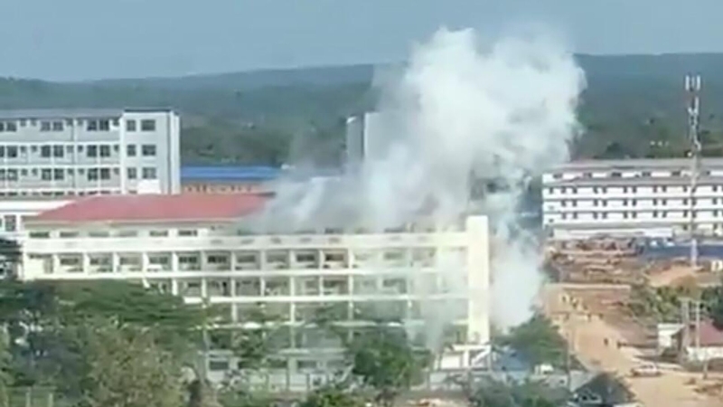 Премьер-министр Таиланда выступил против прекращения огня с Камбоджей