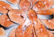 Россиянам рассказали о самых полезных видах красной рыбы