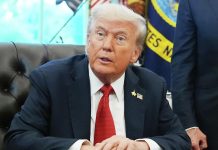 Трамп настаивает, что выиграл выборы президента трижды