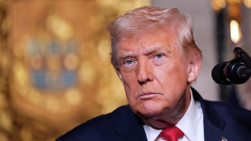 Трамп потребовал от минюста опозорить демократов делом Эпштейна