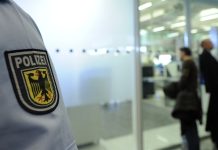 В Штутгарте возобновили движение поездов после эвакуации вокзала