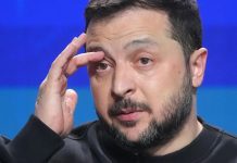 Зеленский заявил, что не держится за кресло президента Украины