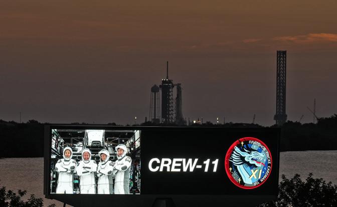 Один заболел — все на Землю: Орбитальная миссия Crew-11 на МКС завершается досрочно