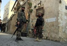 В двух кварталах Алеппо ввели комендантский час