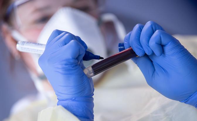 Врач назвала анализ крови, который нужно сдать после новогодних праздников