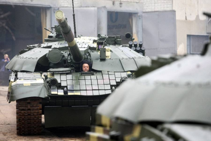 Народная милиция ДНР заявила о переброске Украиной в Донбасс РСЗО и танков