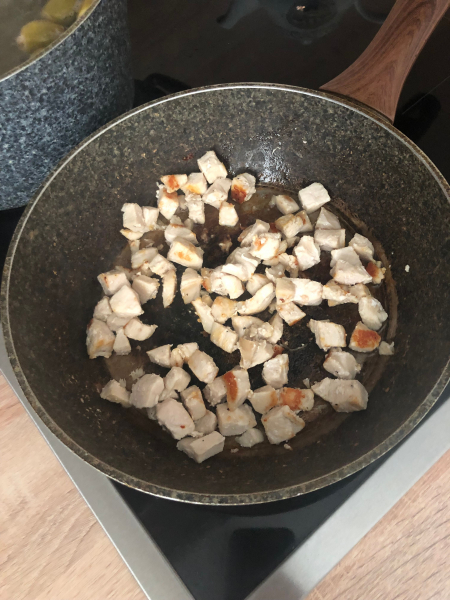 Вкусные макароны с грибами в сливочном соусе